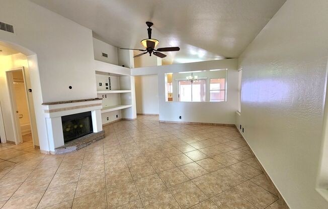 Beautiful 2 bedroom 2 bath in Phoenix AZ!