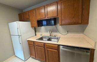 2 beds, 2 baths, 1,245 sqft, $1,500, Unit 31