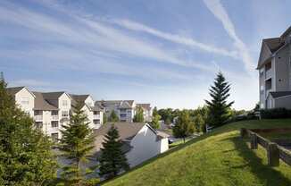 Sunny Day at The Ledges Apartments in Weymouth MA