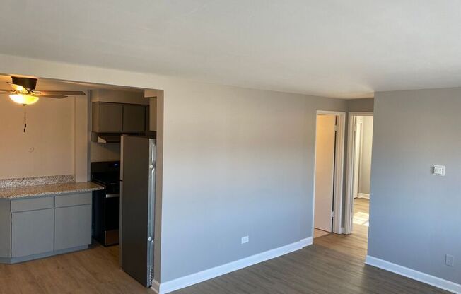 3700 W 119 ST