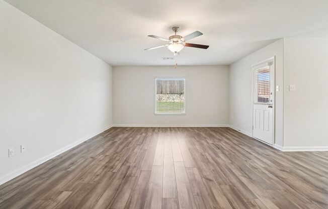 3 beds, 2 baths, 1,572 sqft, $1,945, Unit 612 Trinity Trl