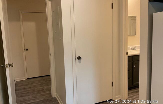 1 bed, 1 bath, 565 sqft, $895, Unit 01001-103