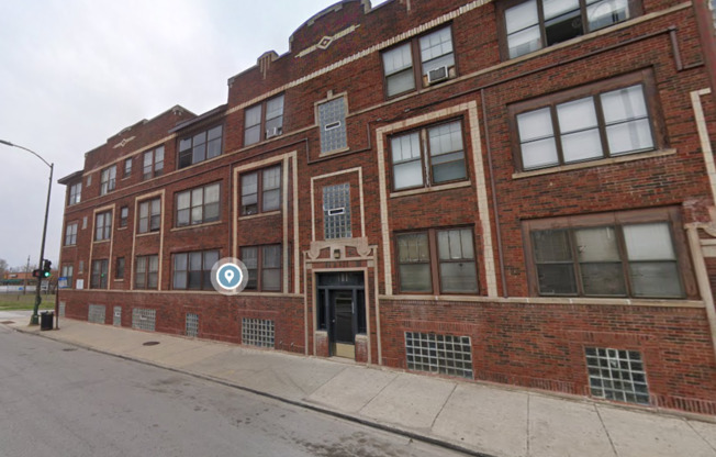 6516 S Stony Island Ave