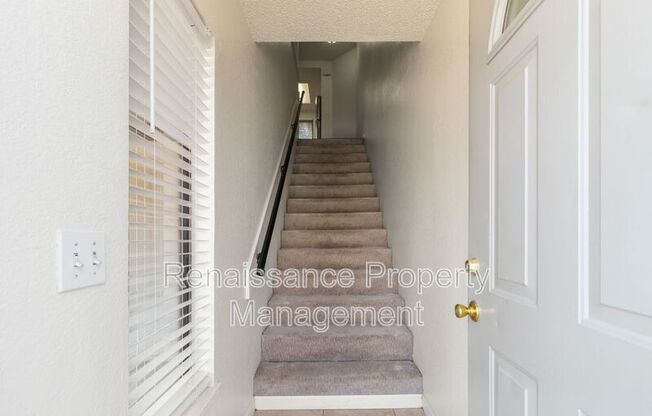 35 E 7 ST