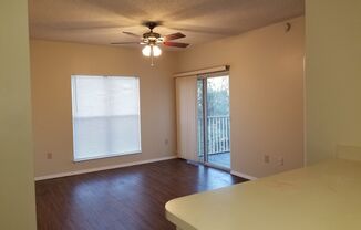 1 bed, 1 bath, $1,300, Unit Unit 623