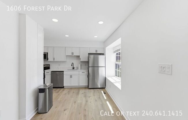 1606 FRST PARK DR