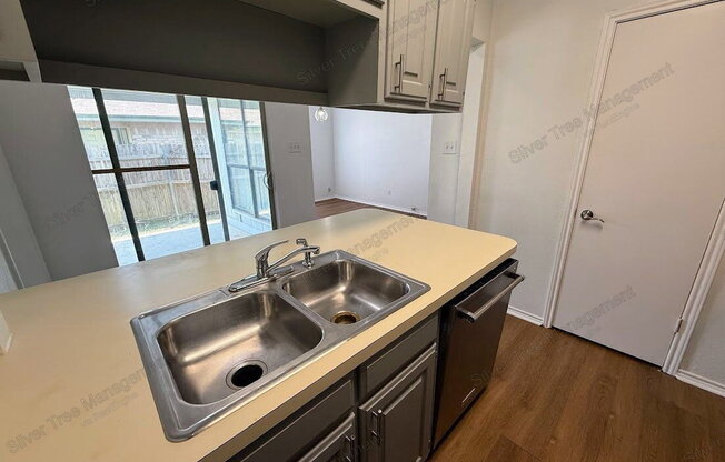 2 beds, 2 baths, 1,054 sqft, $1,345