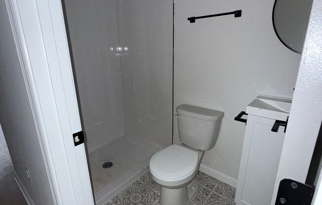 Newly Renovated Townhouse