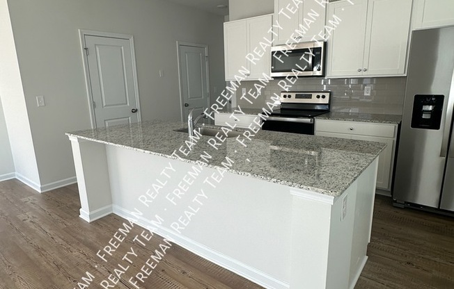 5223 CANBERRA DR