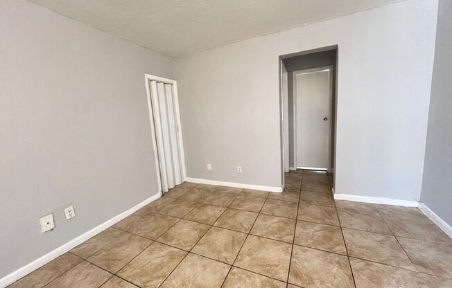 Cozy 1-Bedroom Apartments in a Charming 10-Unit Complex
