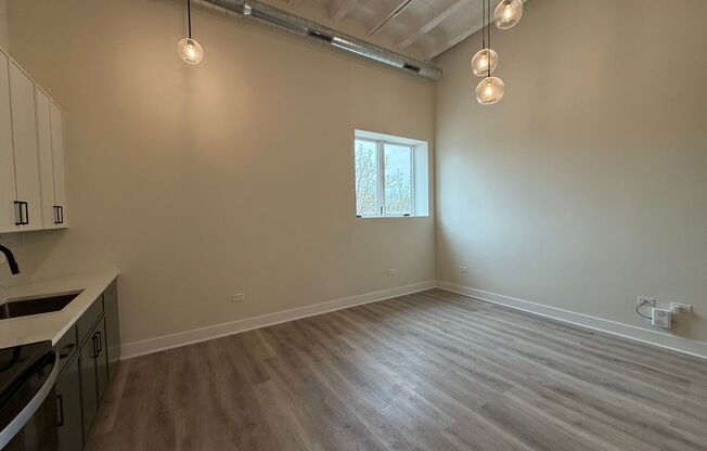 1 bed, 1.5 baths, 689 sqft, $3,395, Unit 209