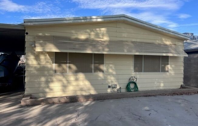2BR Cozy Cottage FURNISHED on the Golf Course