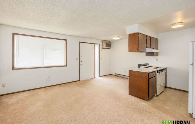 Nora Ave 921 E