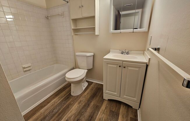 Remodeled 1 bedroom in Washington Local