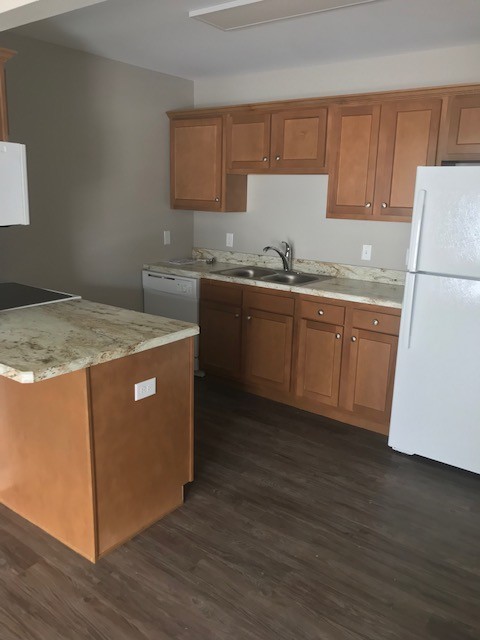 2 beds, 2 baths, 1,140 sqft, $1,134, Unit TWV19