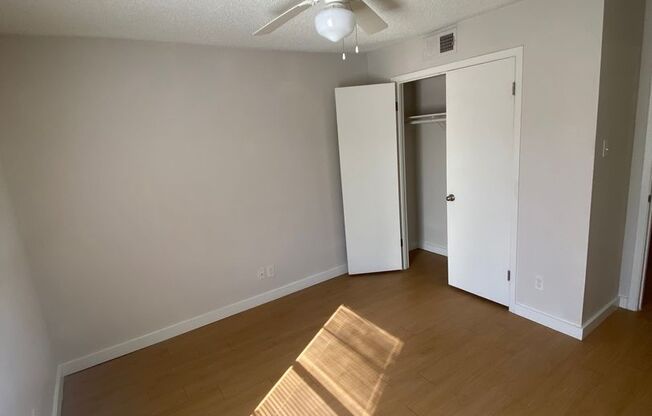 2 beds, 2 baths, 960 sqft, $1,500, Unit LAW13-202