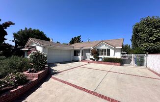 Fantastic renovated 3 Bed and 3 Bath House with detached bonus room/office in Granada Hills