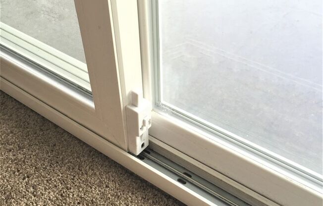 2 beds, 1 bath, 850 sqft, $1,345, Unit 907