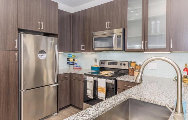 1 bed, 1 bath, 695 sqft, $1,135