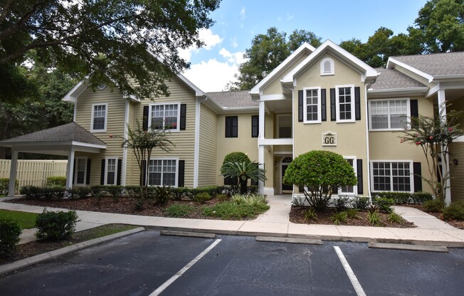 Ground Floor 2BR/2BA Condo in The Links at Haile Plantation – $1,800/month