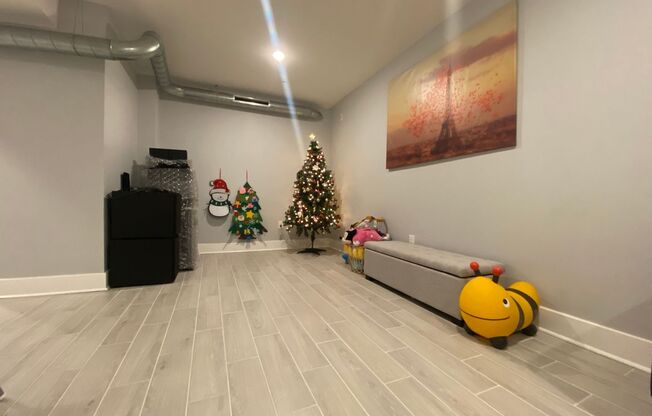 1 bed, 1 bath, $1,495, Unit Apt 03