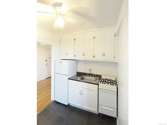 1 bed, 1 bath, 500 sqft, $1,850, Unit 6O