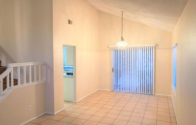 1228 Scenic View St. Upland 91784 (4 BED / 2.5 BATH)