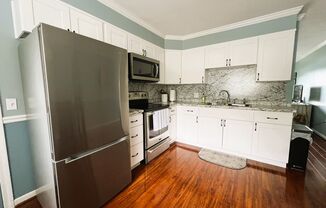 2 beds, 1 bath, $2,250, Unit Unit #6