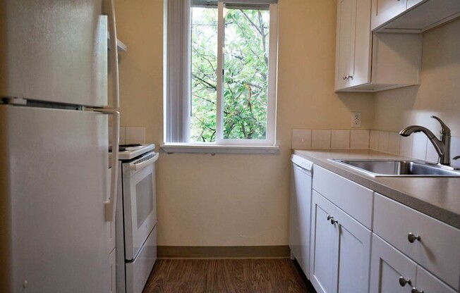 20125 SW TUALATIN VLY HWY