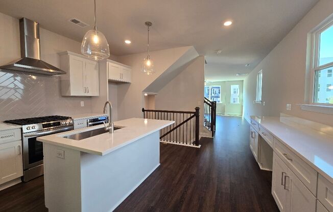 2432 Arty Ave...BRAND NEW TOWNHOME!!! Avail Now!!