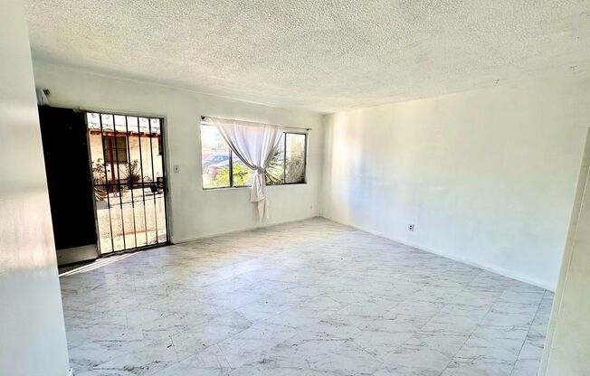 622 W 92nd St