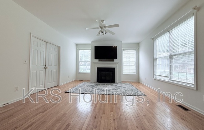 1904 BECKWOOD CT