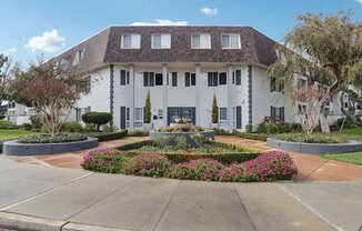 Brookvale Chateau Apartments
