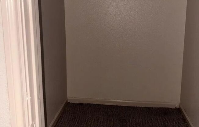 1 bed, 1 bath, 600 sqft, $1,600, Unit 103