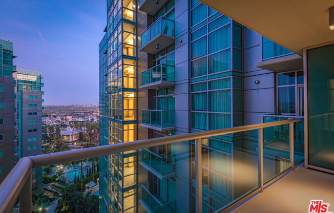 1 bed, 1 bath, 811 sqft, $4,390, Unit 1026