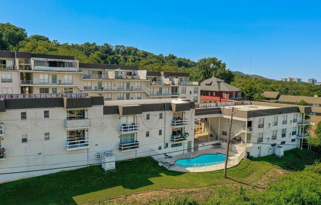 1 bed, 1 bath, 500 sqft, $1,140, Unit 22