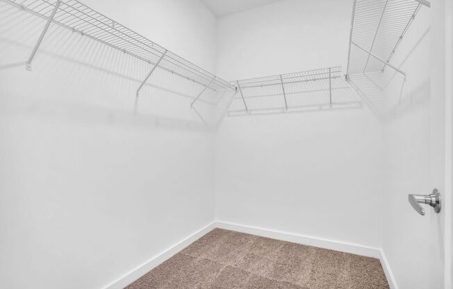 2 beds, 2 baths, $2,200, Unit Unit 301