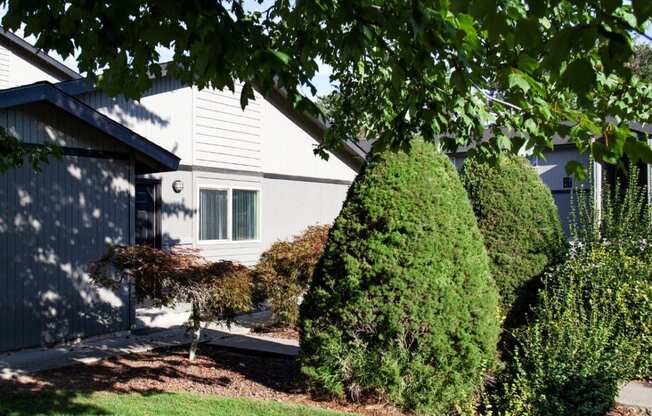 Maple Ridge Apartments Exterior