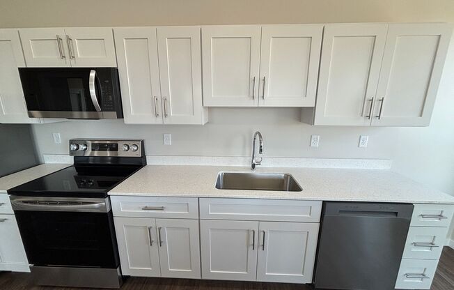 2 beds, 2 baths, 957 sqft, $1,850, Unit 517 - B1120 Corner Unit