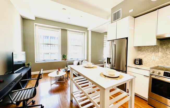 1 bed, 1 bath, 501 sqft, $2,291, Unit 417