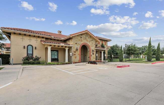 Exterior of the leasing office at Creekside on Parmer Lane Apartments in Austin, TX