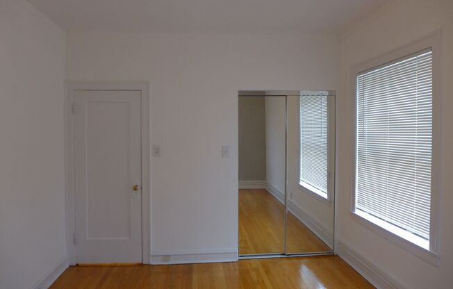 2 beds, 1 bath, 1,000 sqft, $1,850, Unit 305