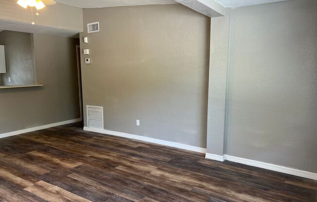 3 beds, 1 bath, $1,940