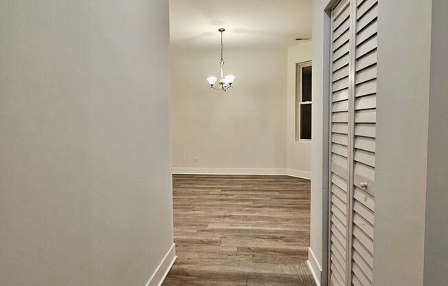 3 beds, 1 bath, $1,695, Unit Unit 2