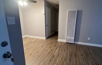 1 bed, 1 bath, 640 sqft, $1,425, Unit 5