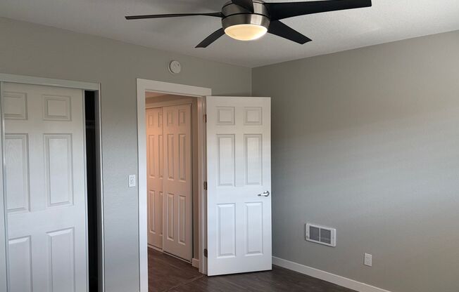 1 bed, 1 bath, 735 sqft, $2,275, Unit 54