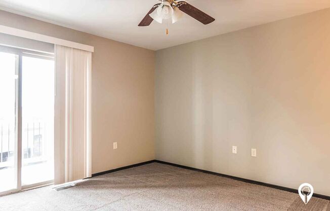 1 bed, 1 bath, 660 sqft, $900