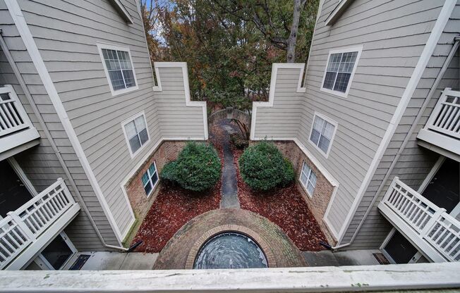 2 beds, 2 baths, $1,795, Unit UNIT E