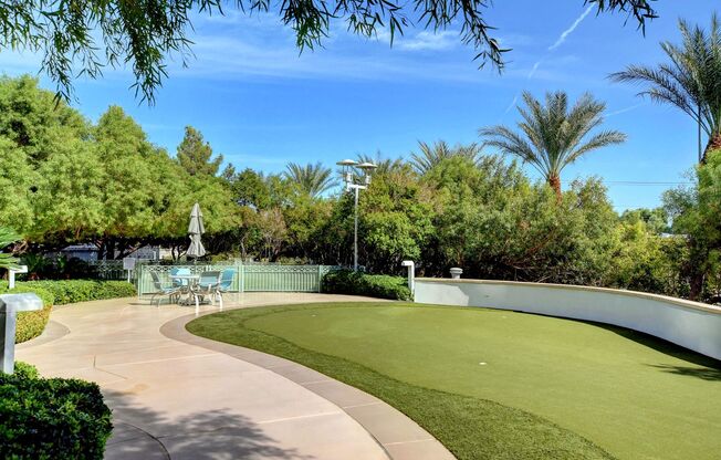 1 bed, 1.5 baths, $2,200