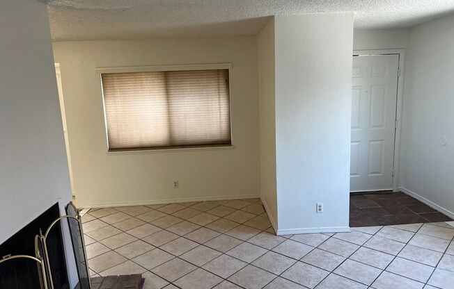 2 beds, 2 baths, 1,018 sqft, $1,100